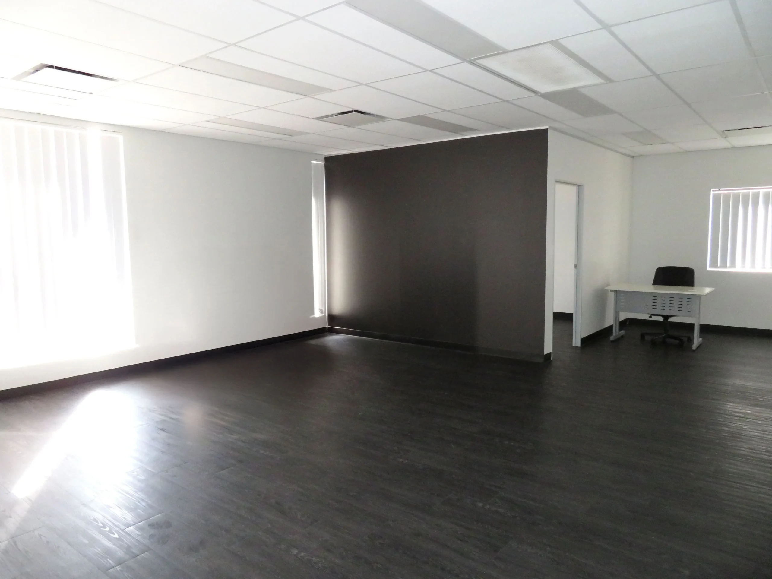 Big office available for Lease in North Brisbane Area