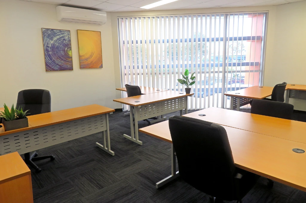 Executive Suit Office