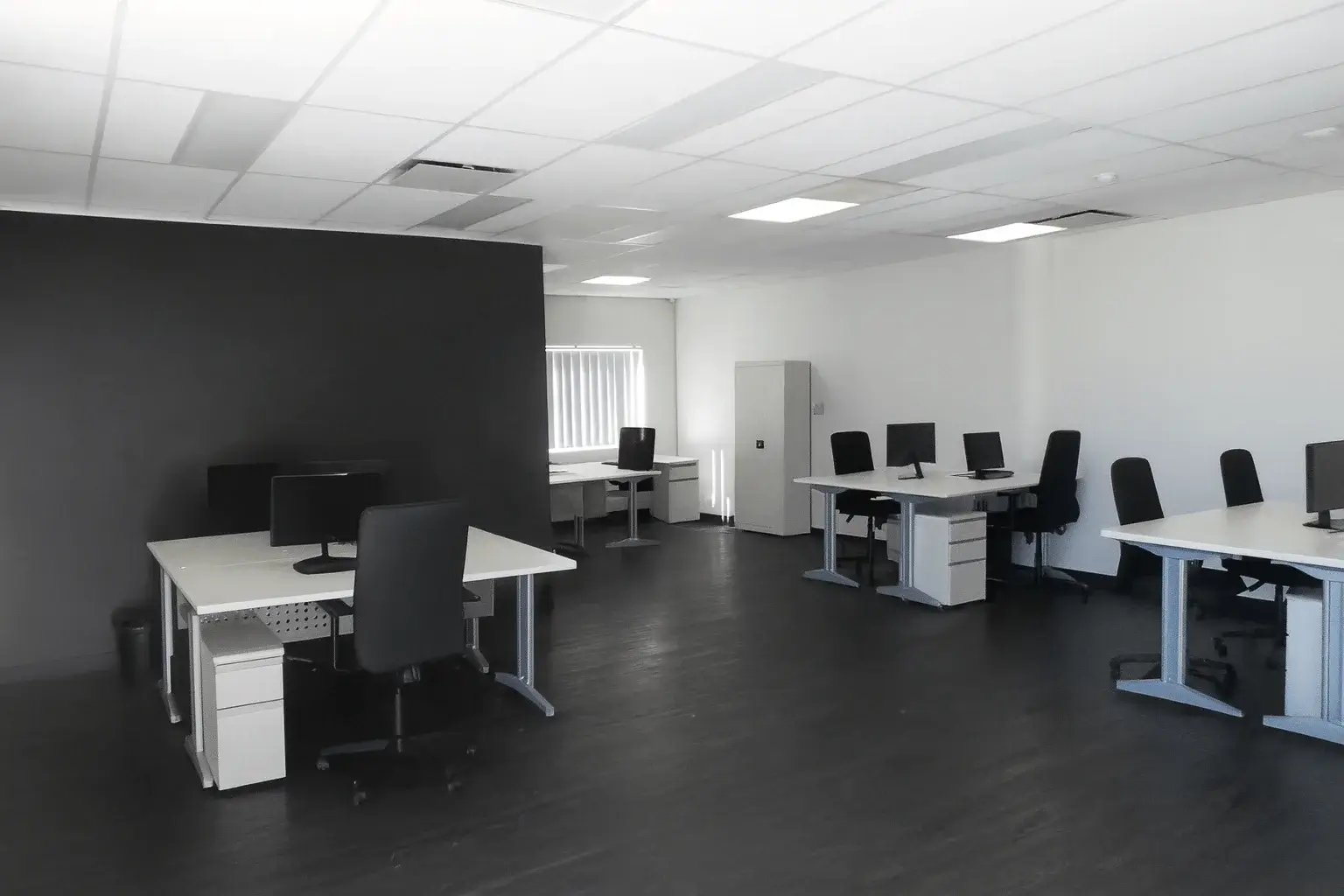 Showroom office available for Lease